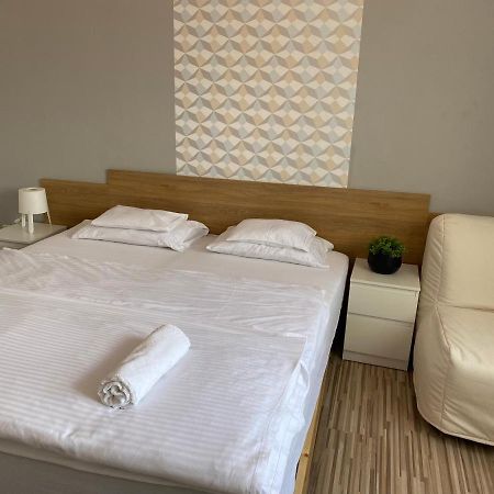 Alsóörs Elmeny Balaton Hotel מראה חיצוני תמונה