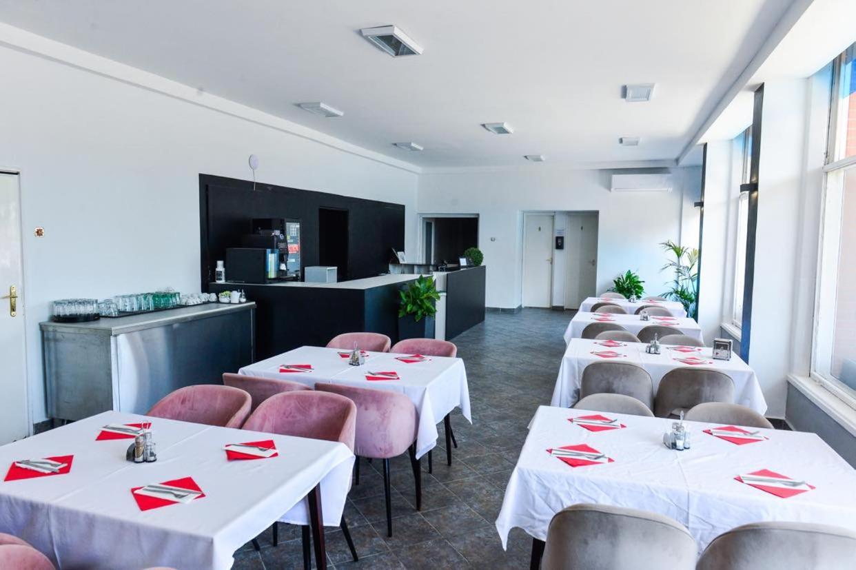 Alsóörs Elmeny Balaton Hotel מראה חיצוני תמונה