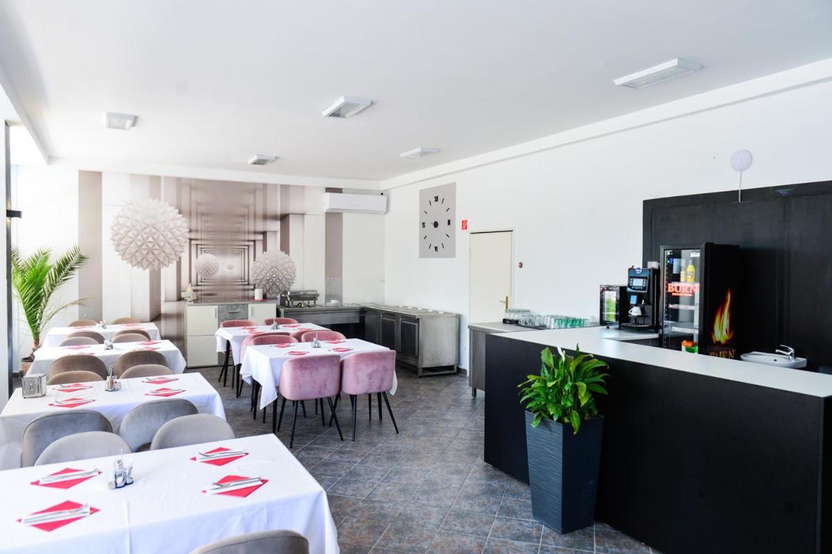 Alsóörs Elmeny Balaton Hotel מראה חיצוני תמונה